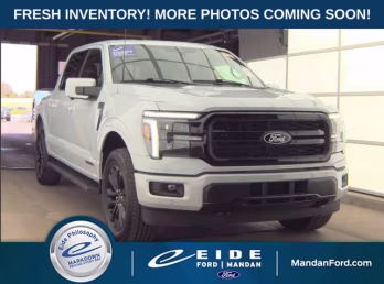 2025 White Metallic Ford F-150 Lariat 4X4 Truck