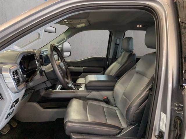 2025 Iconic Silver Metallic Ford F-150 Lariat 4X4 Truck