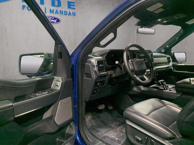 2025 Blue Metallic Ford F-150 Lariat 4X4 Truck