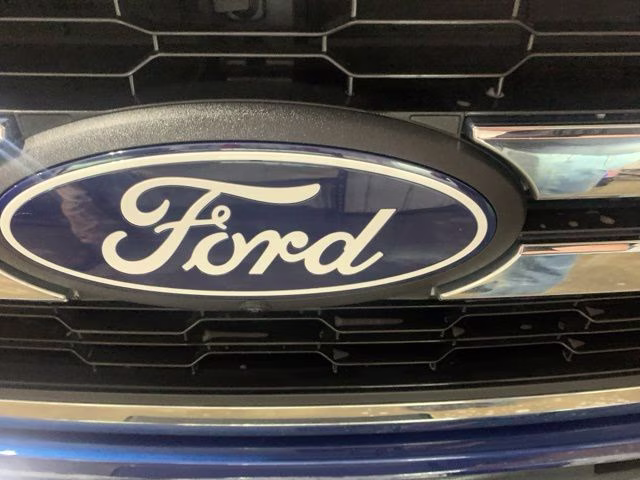 2025 Blue Metallic Ford F-150 Lariat 4X4 Truck