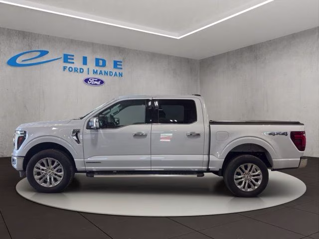 2025 White Metallic Ford F-150 Lariat 4X4 Truck