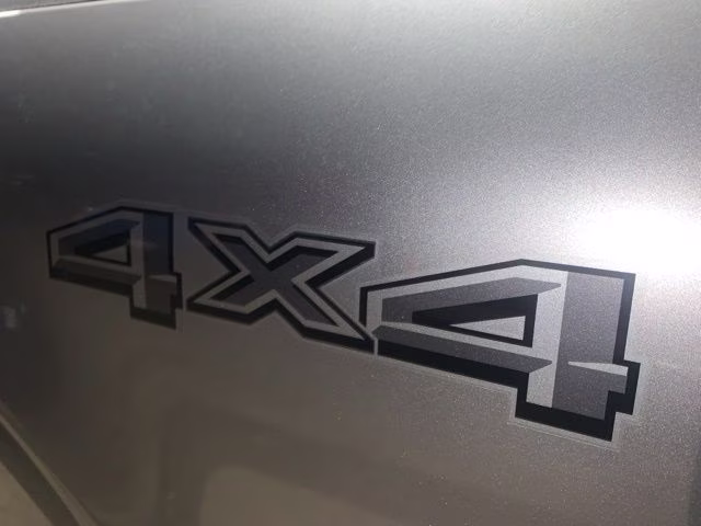 2025 Iconic Silver Metallic Ford F-150 Lariat 4X4 Truck