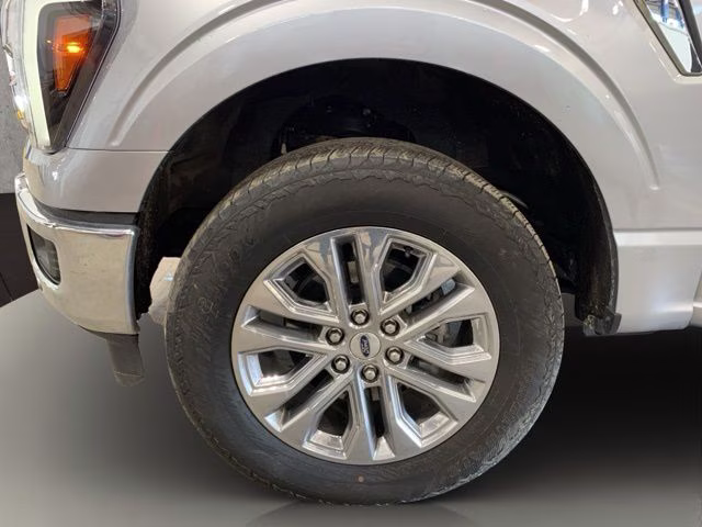 2025 Iconic Silver Metallic Ford F-150 Lariat 4X4 Truck