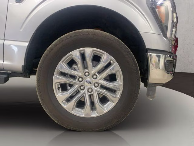 2025 Iconic Silver Metallic Ford F-150 Lariat 4X4 Truck