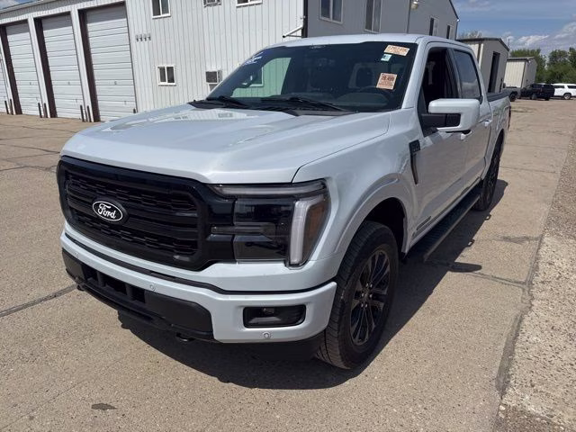 2025 Ford F-150 Lariat 4x4 SuperCrew 5-1/2 Box's photo