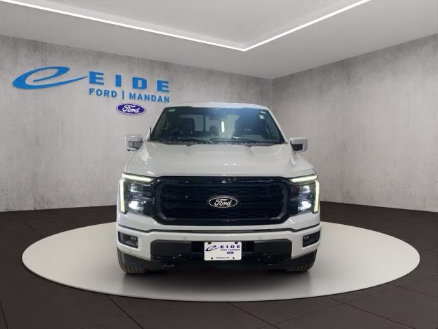 2025 White Metallic Ford F-150 Lariat 4X4 Truck