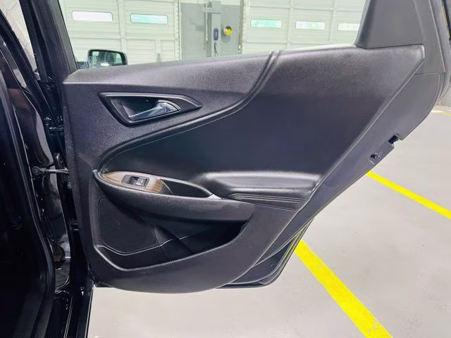 2016 Mosaic Black Metallic Chevrolet Malibu Premier FWD Sedan