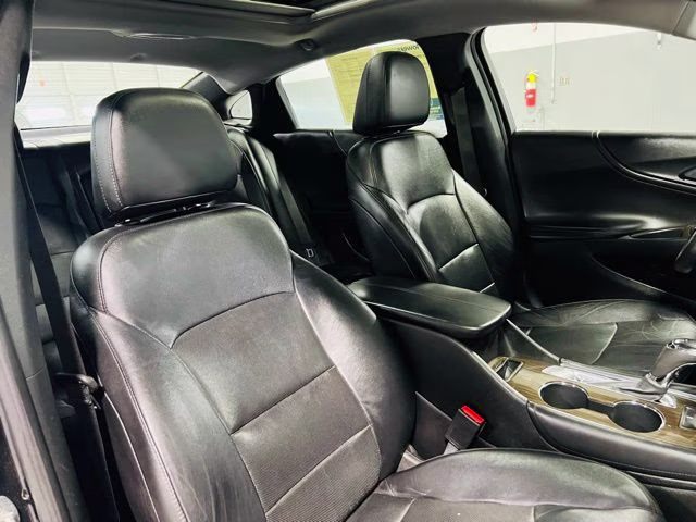 2016 Mosaic Black Metallic Chevrolet Malibu Premier FWD Sedan