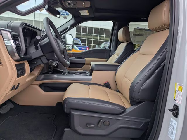 2026 Avalanche Ford Super Duty F-250 SRW LARIAT 4X4 Truck