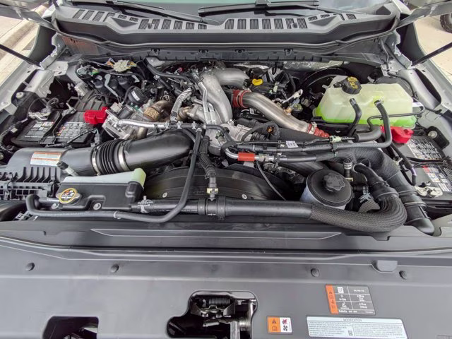 2026 Avalanche Ford Super Duty F-250 SRW LARIAT 4X4 Truck