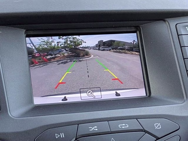 2019 Oxford White Ford Edge SE FWD SUV