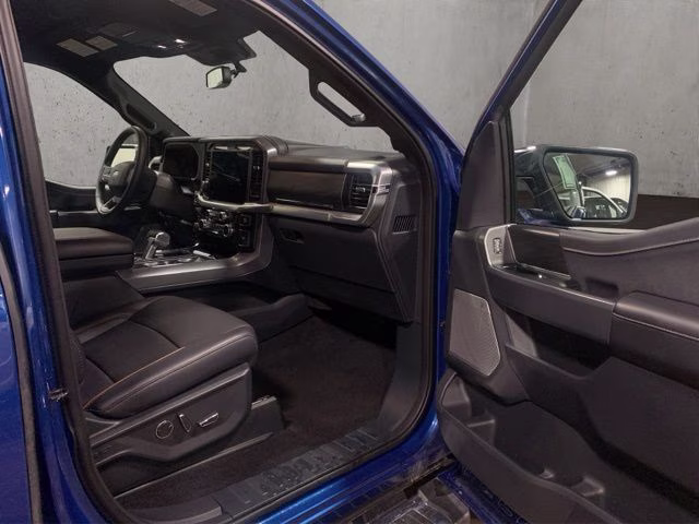 2025 Blue Metallic Ford F-150 Lariat 4X4 Truck