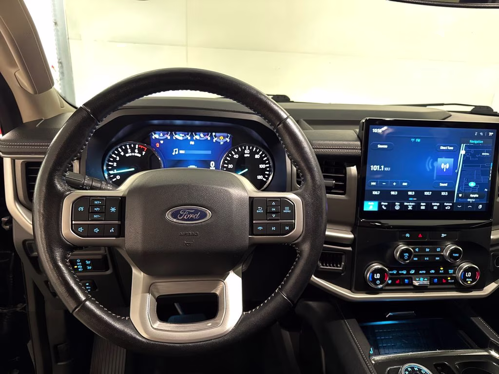 2024 Agate Black Metallic Ford Expedition XLT RWD SUV