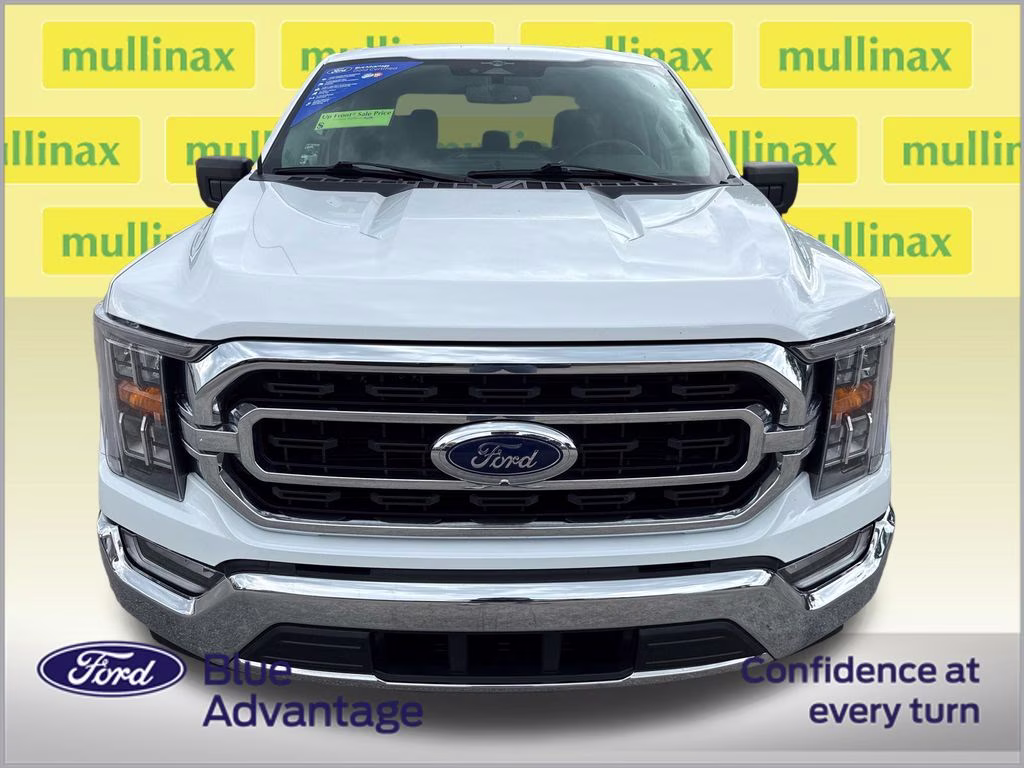 2023 Oxford White Ford F-150 XLT RWD Truck