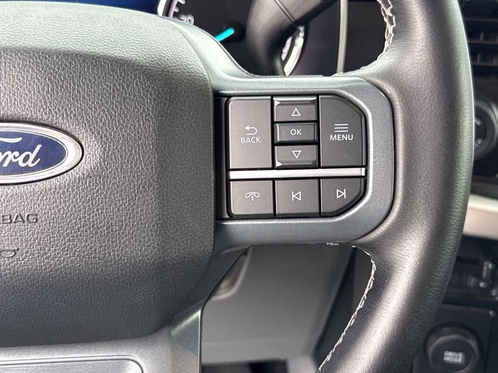 2023 Oxford White Ford F-150 XLT RWD Truck
