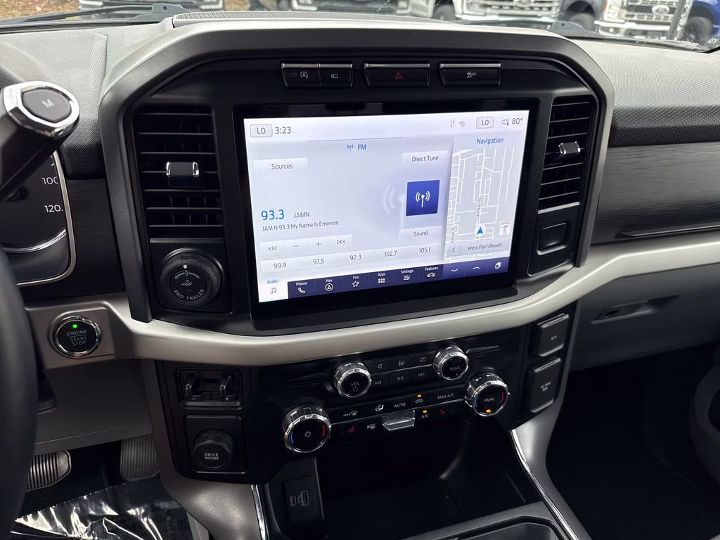 2023 Oxford White Ford F-150 XLT RWD Truck