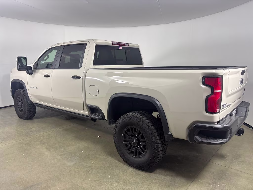 2026 White Sands Chevrolet Silverado 2500HD ZR2 4X4 Truck