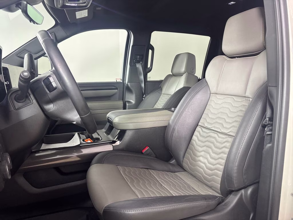 2026 White Sands Chevrolet Silverado 2500HD ZR2 4X4 Truck