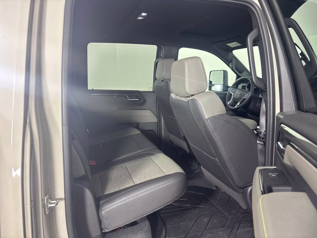 2026 White Sands Chevrolet Silverado 2500HD ZR2 4X4 Truck