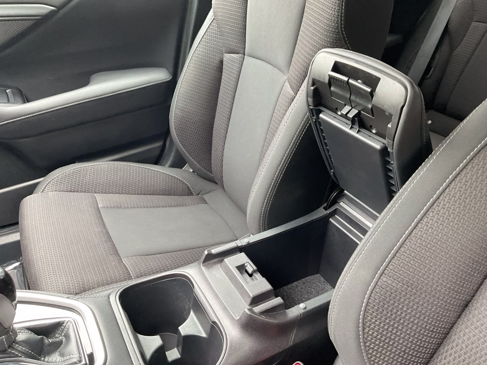 2023 Crystal Black Silica Subaru Outback Premium AWD SUV