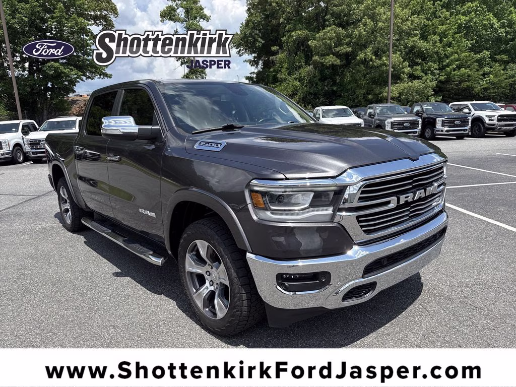 2020 RAM 1500 Laramie 4x4 Crew Cab 5'7's photo