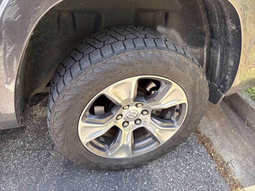 2020 Granite Crystal Metallic Clearcoat Ram 1500 Laramie 4X4 Truck