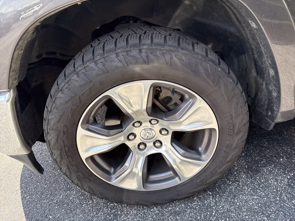 2020 Granite Crystal Metallic Clearcoat Ram 1500 Laramie 4X4 Truck