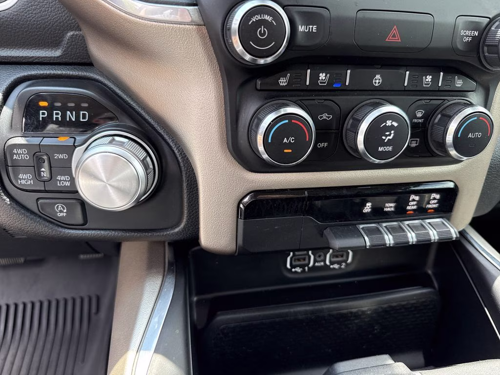 2020 Granite Crystal Metallic Clearcoat Ram 1500 Laramie 4X4 Truck