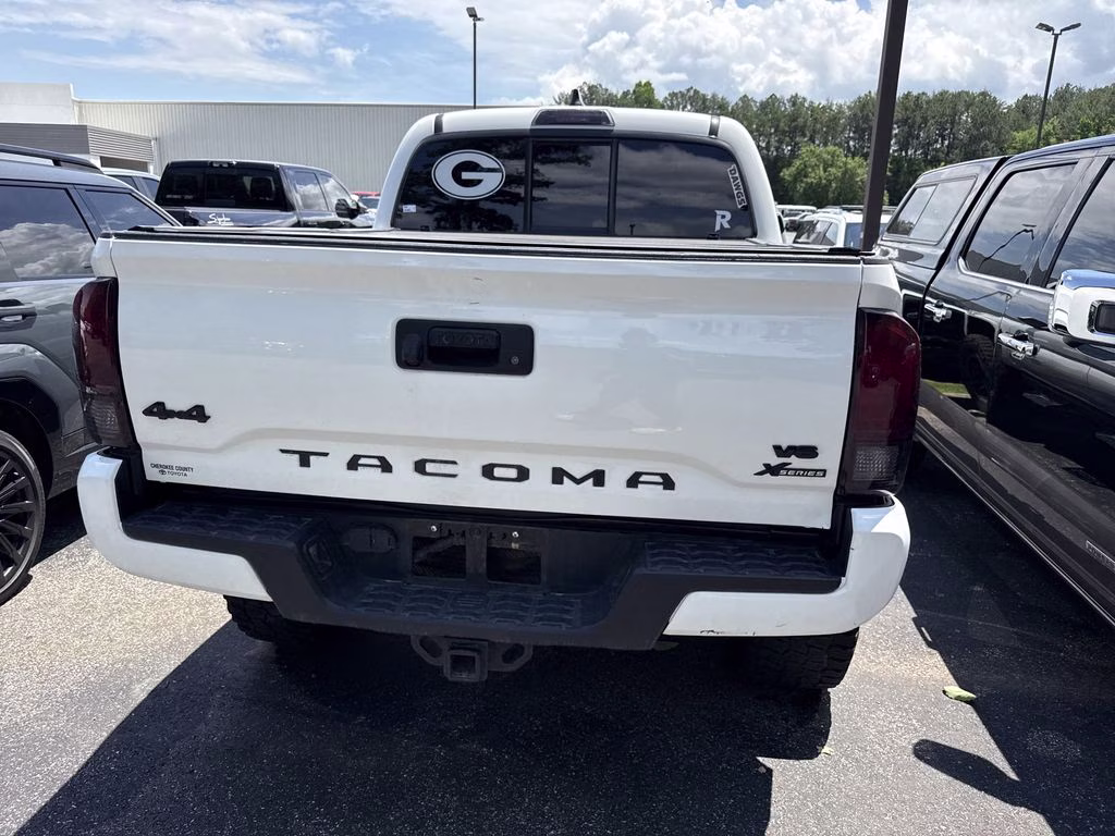 2022 White Toyota Tacoma SR 4X4 Truck