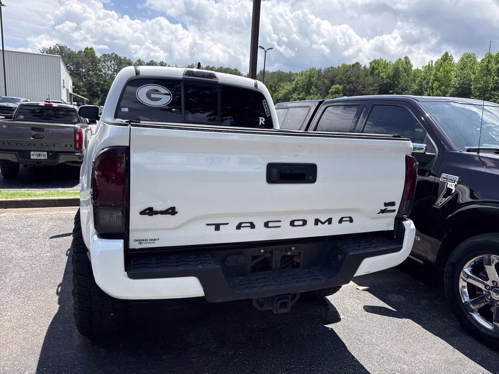 2022 White Toyota Tacoma SR 4X4 Truck