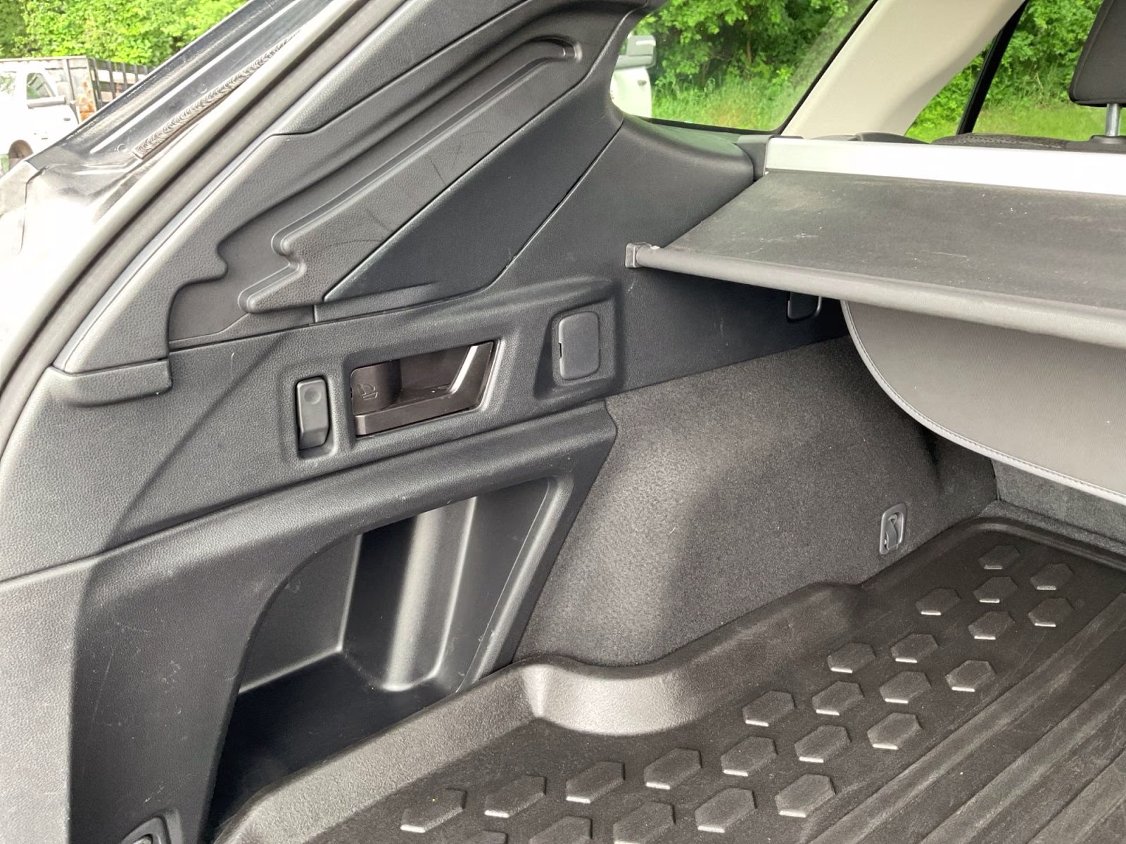 2023 Crystal Black Silica Subaru Outback Premium AWD SUV