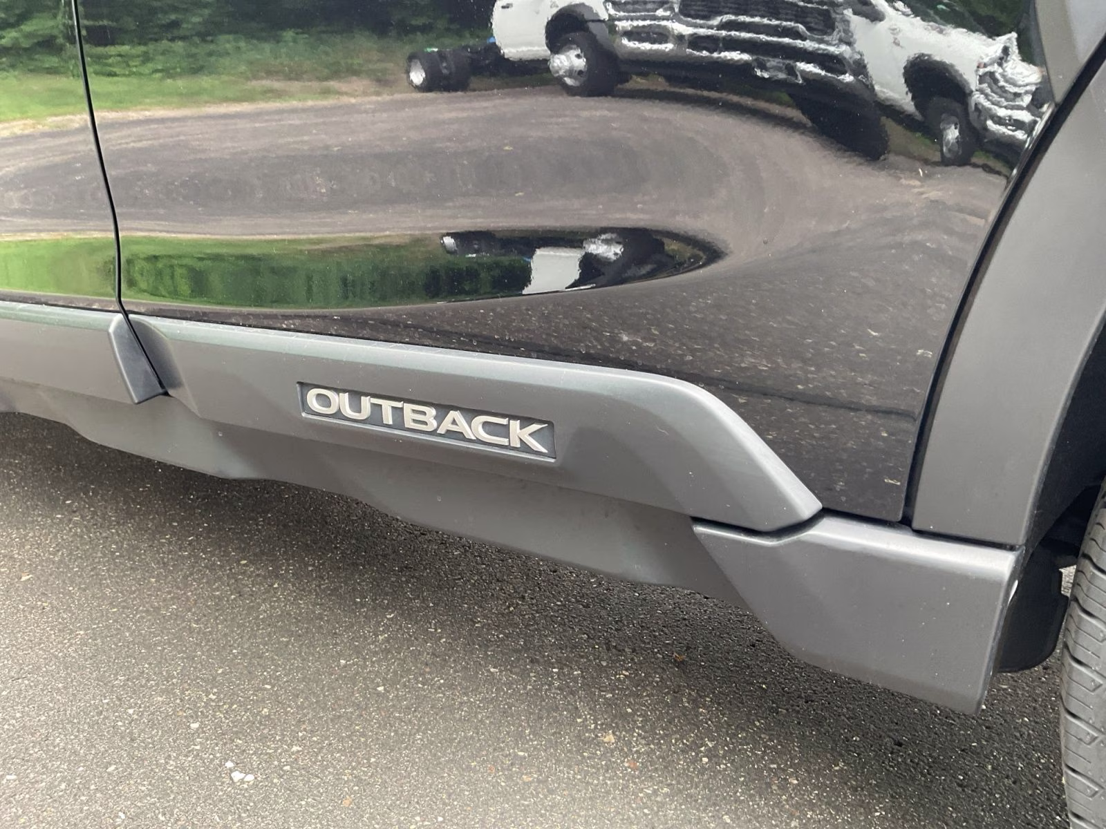 2023 Crystal Black Silica Subaru Outback Premium AWD SUV