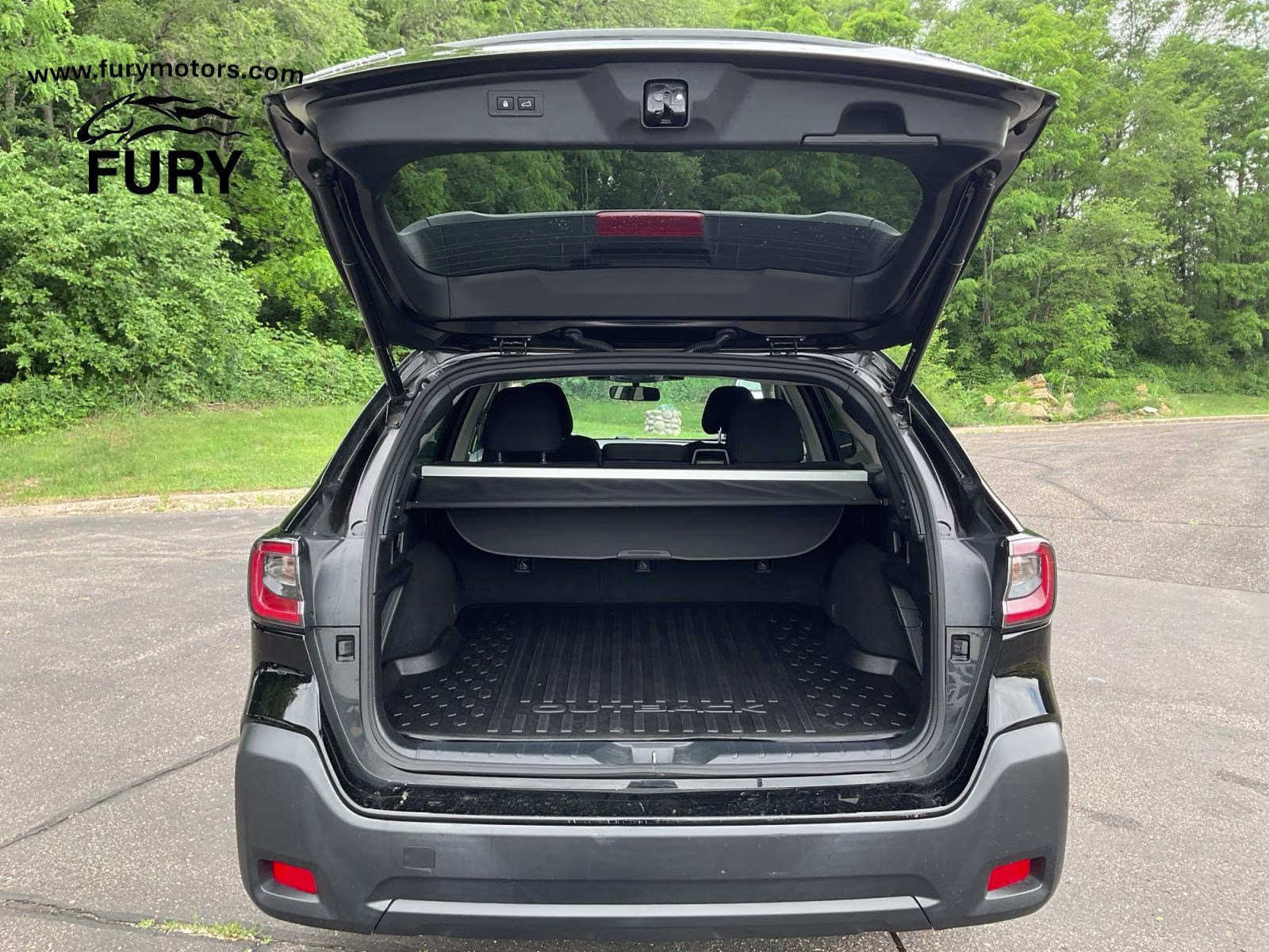 2023 Crystal Black Silica Subaru Outback Premium AWD SUV