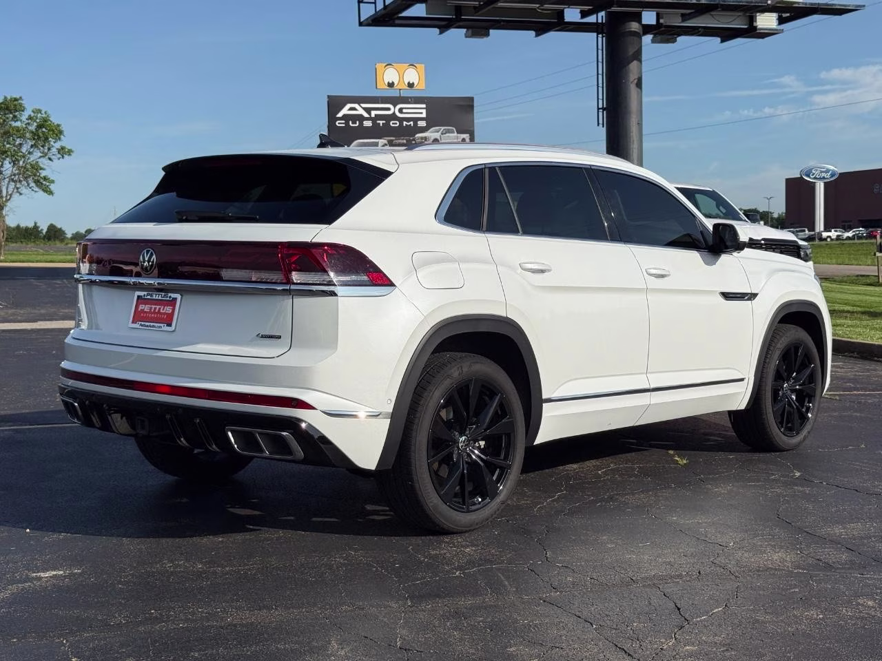 2024 Opal White Pearl Volkswagen Atlas Cross Sport 2.0T SEL Premium R-Line AWD SUV