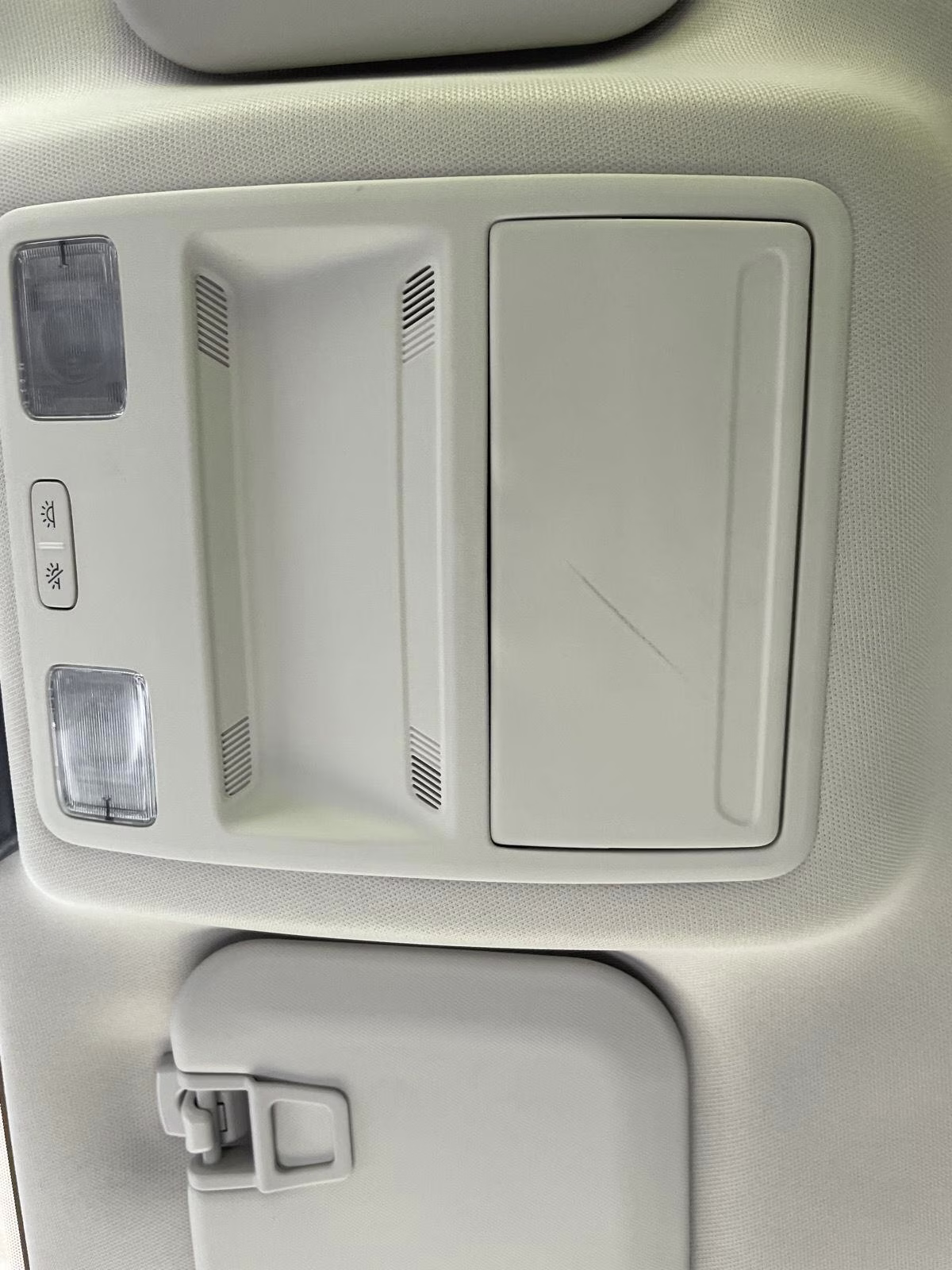 2024 Oxford White Ford Escape Active AWD SUV