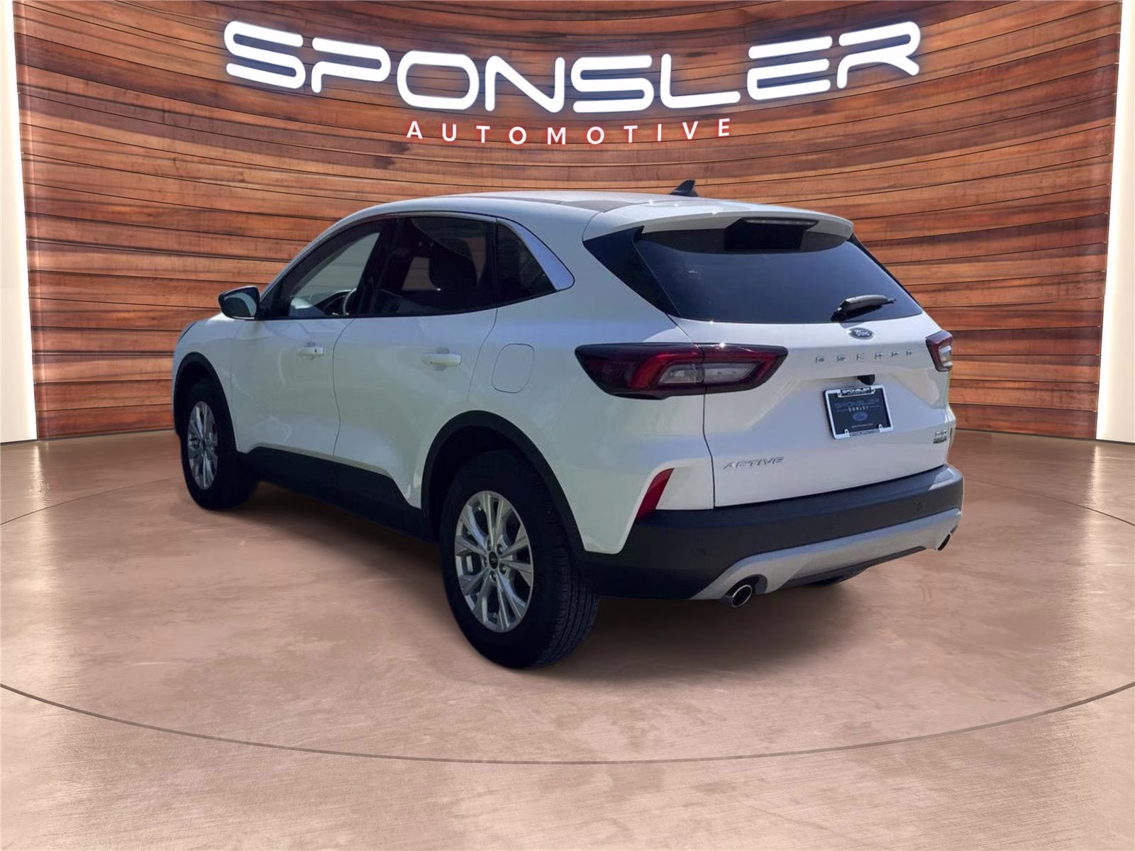 2024 Oxford White Ford Escape Active AWD SUV