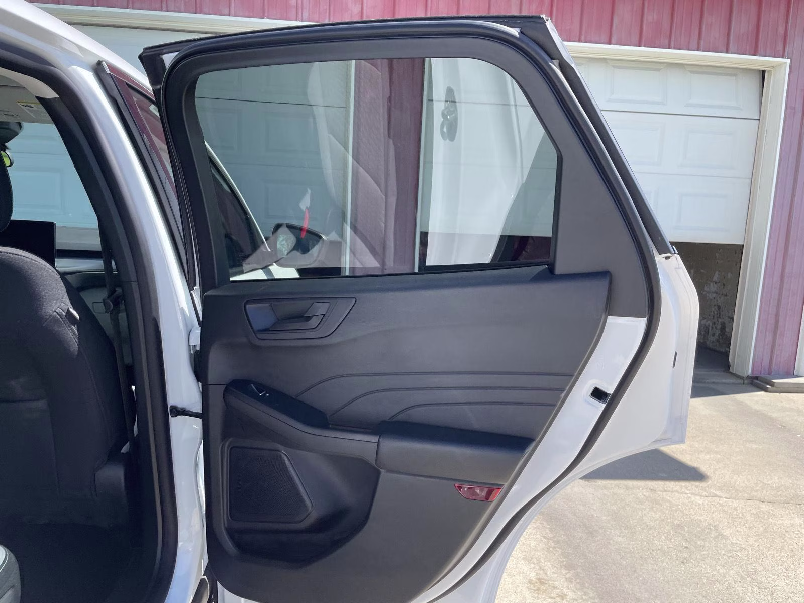2024 Oxford White Ford Escape Active AWD SUV