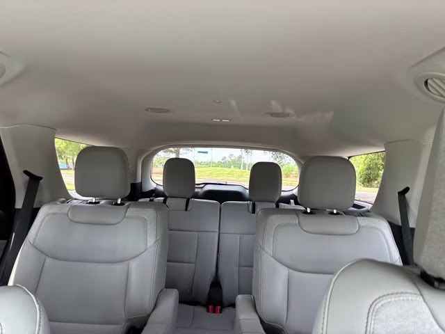 2025 Black Metallic Ford Explorer Active RWD SUV
