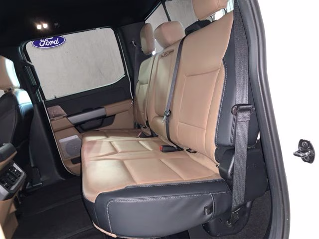 2023 Star White Metallic Tri-Coat Ford Super Duty F-250 SRW Lariat 4X4 Truck