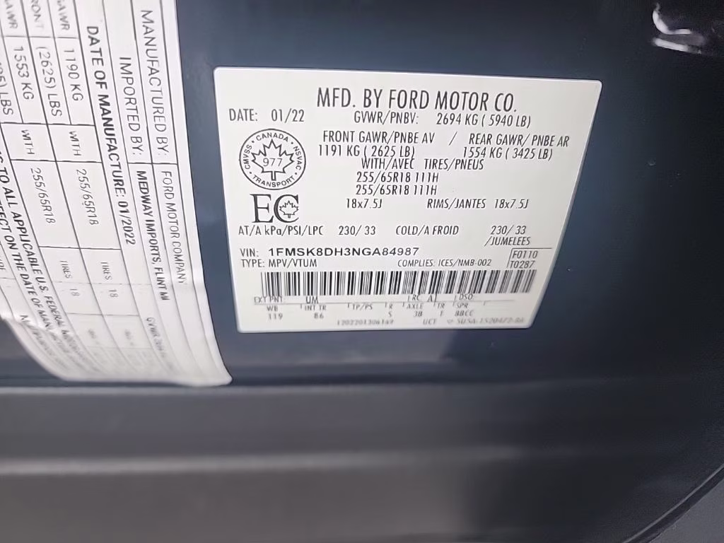 2022 Black Ford Explorer XLT 4X4 SUV