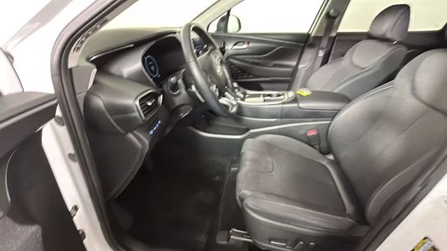 2022 White Hyundai Santa Fe XRT FWD SUV