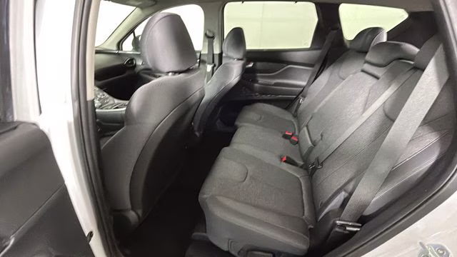 2022 White Hyundai Santa Fe XRT FWD SUV