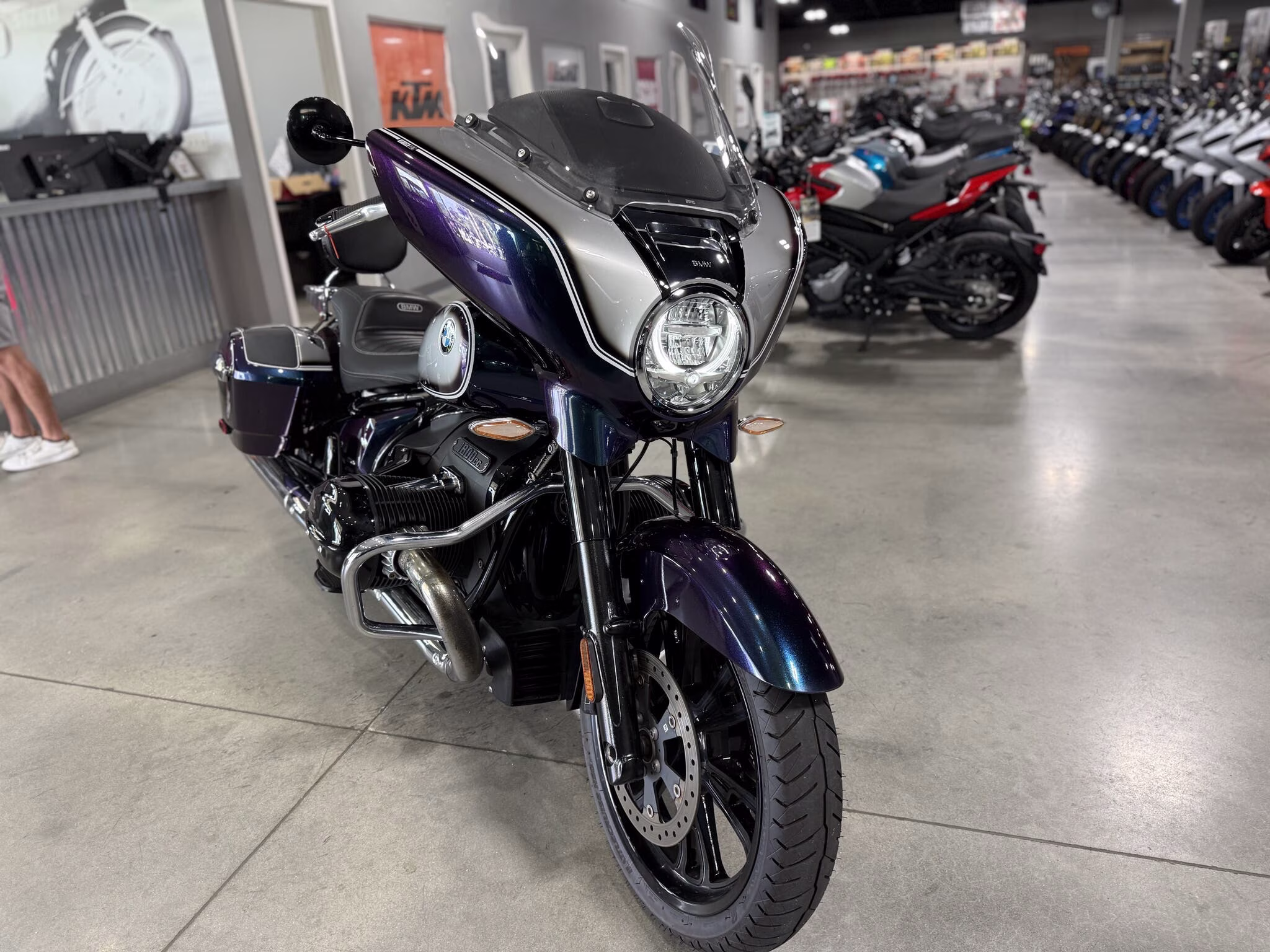 2022 BMW R 1800B Bagger Motorcycle