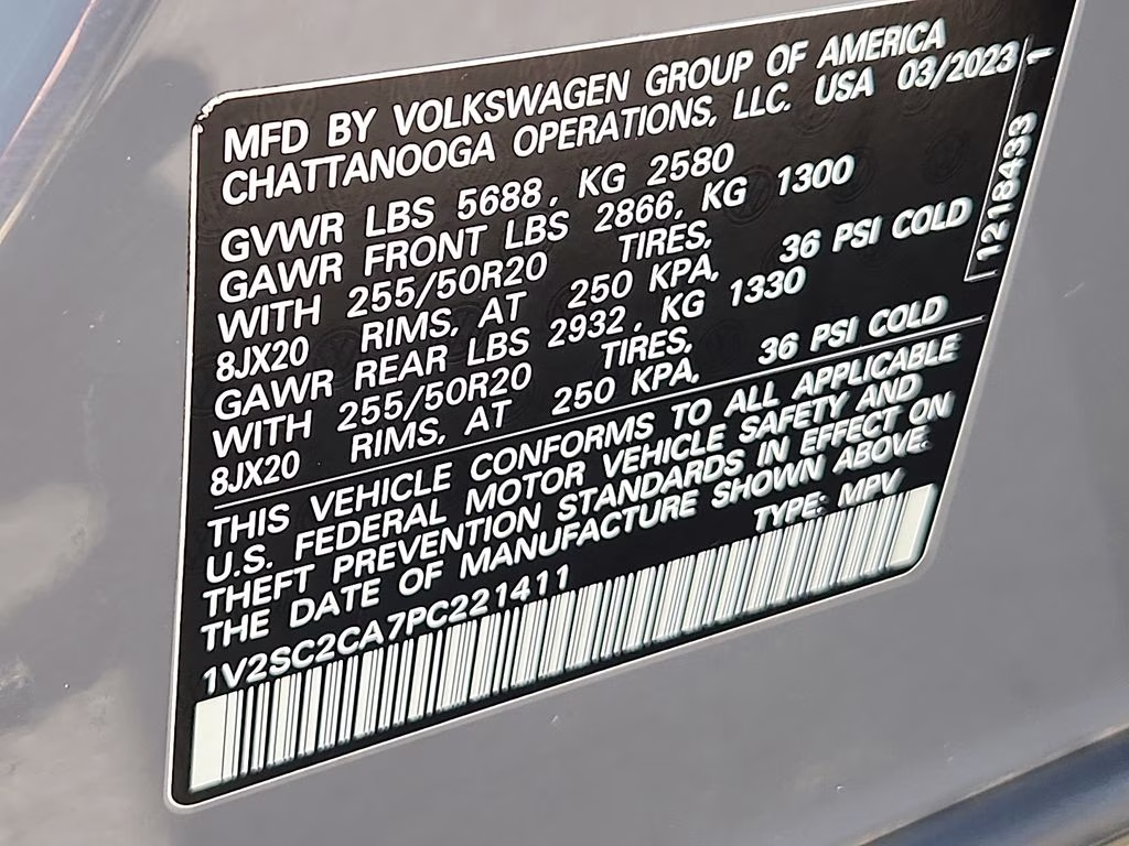 2023 Pure Gray Volkswagen Atlas Cross Sport 2.0T SEL R-Line Black AWD SUV