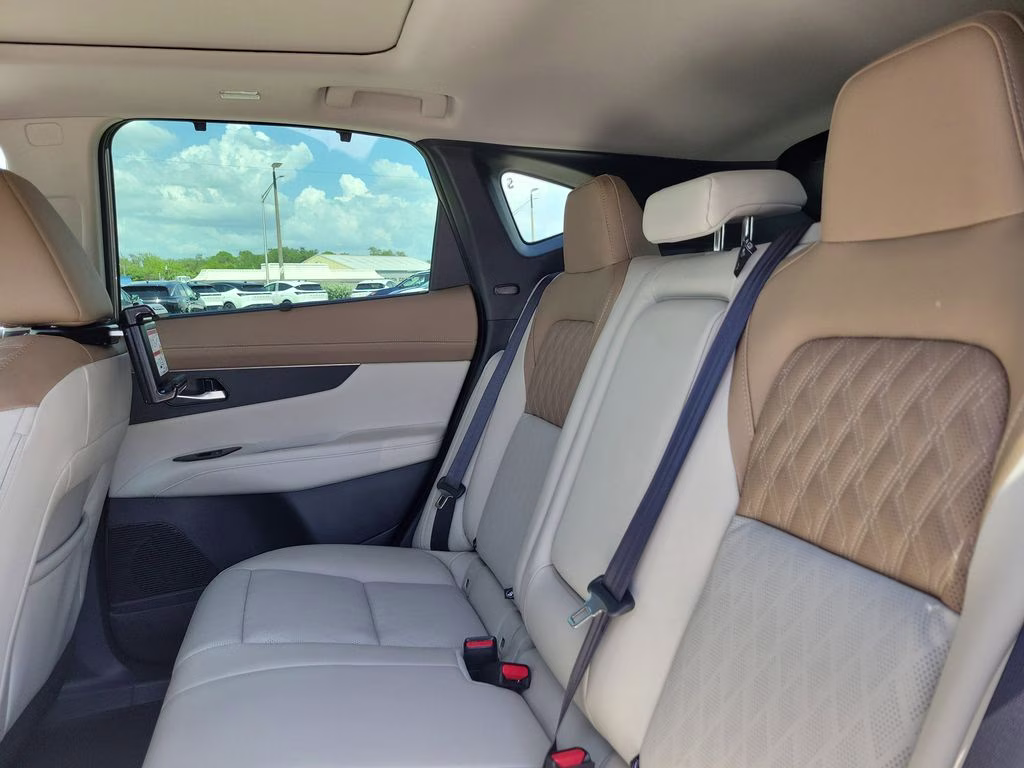 2026 Champagne Silver Metallic Nissan Murano Platinum AWD SUV