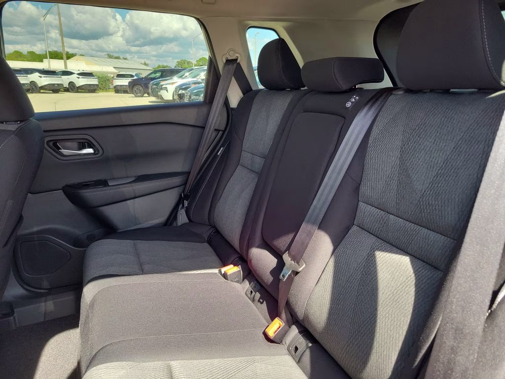 2026 Boulder Gray Pearl Nissan Rogue SV FWD SUV