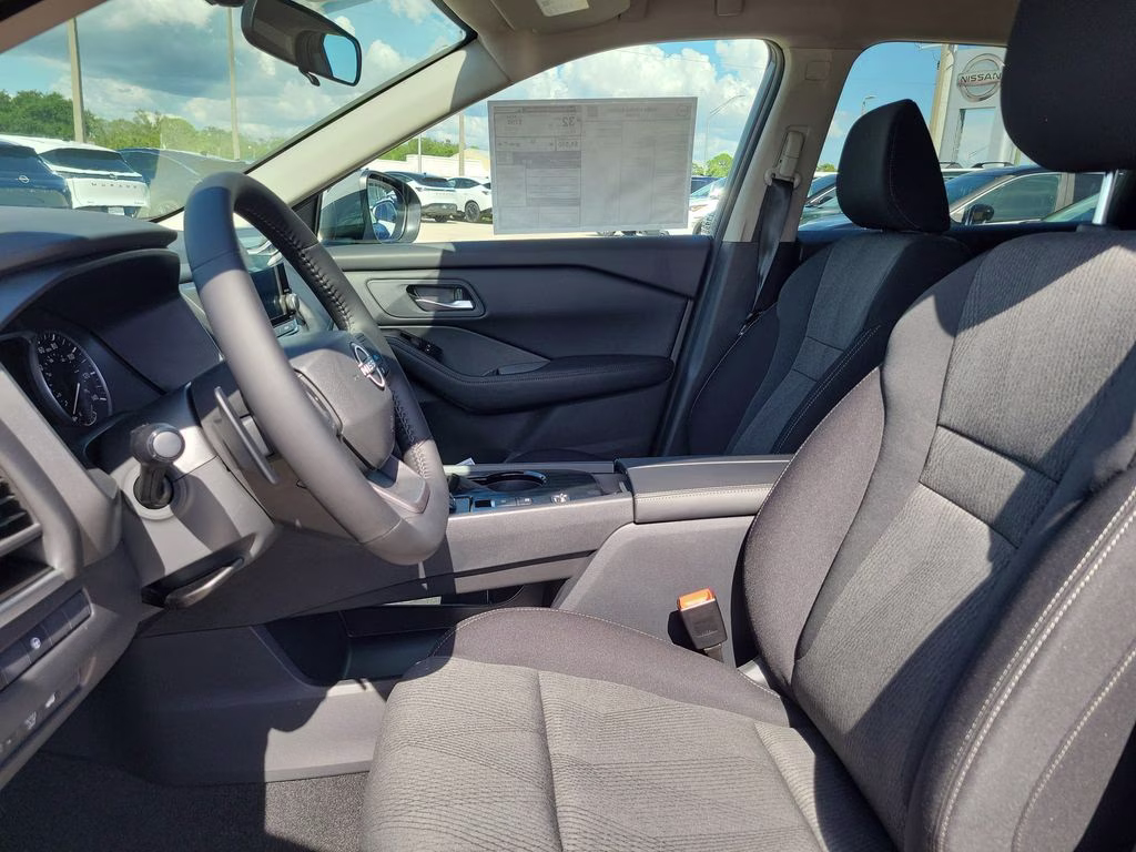 2026 Boulder Gray Pearl Nissan Rogue SV FWD SUV