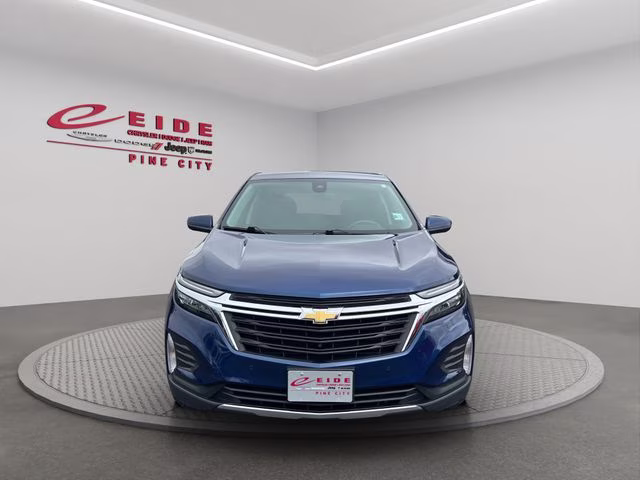 2022 Blue Glow Metallic Chevrolet Equinox LT AWD SUV