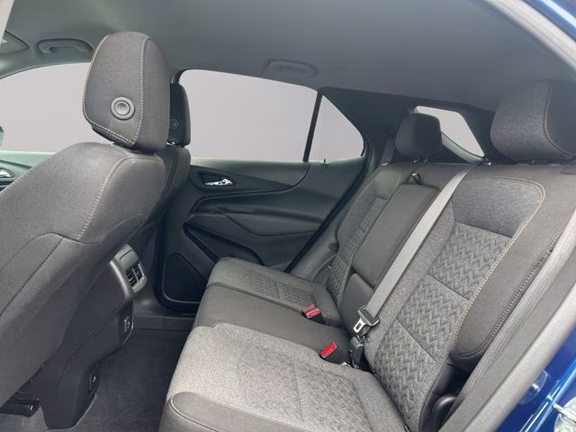 2022 Blue Glow Metallic Chevrolet Equinox LT AWD SUV