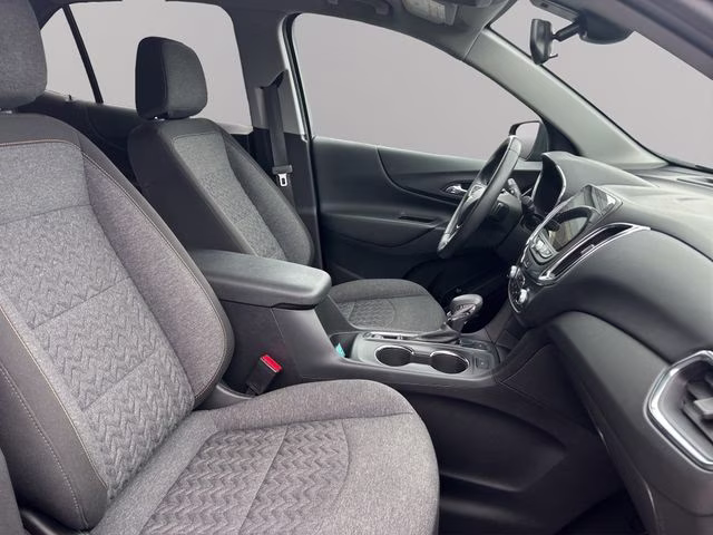 2022 Blue Glow Metallic Chevrolet Equinox LT AWD SUV